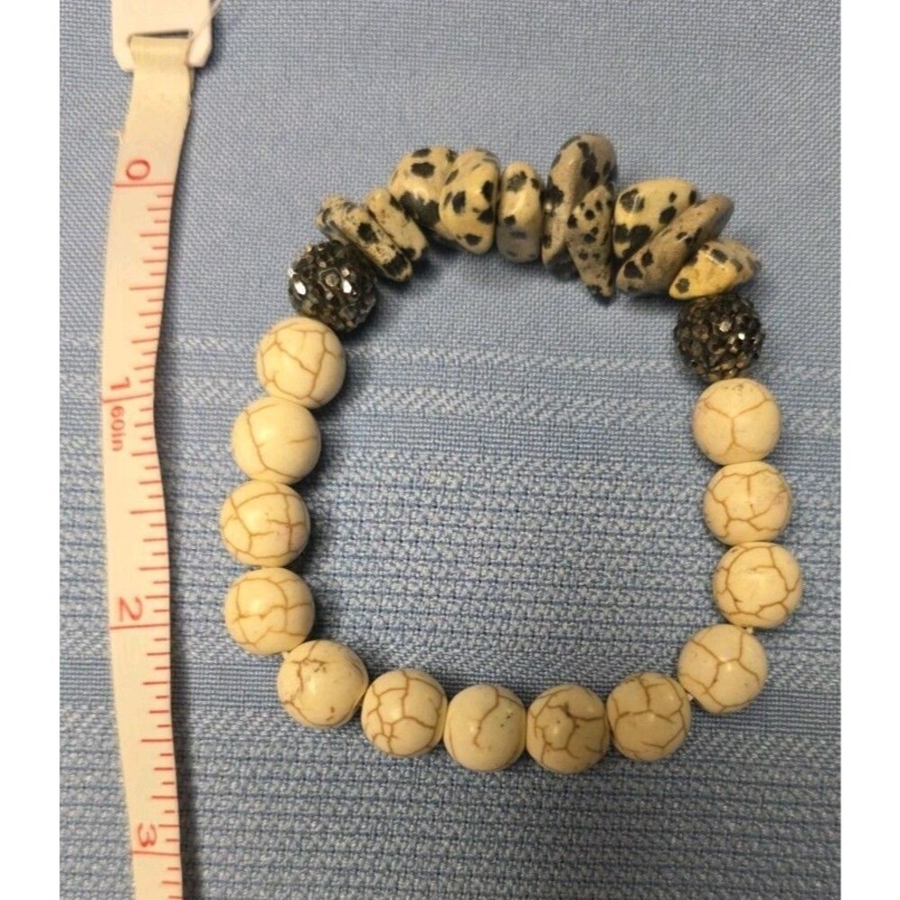 Cream Crackle Bead Stretch Bracelet with Black Spotted Accent Beads